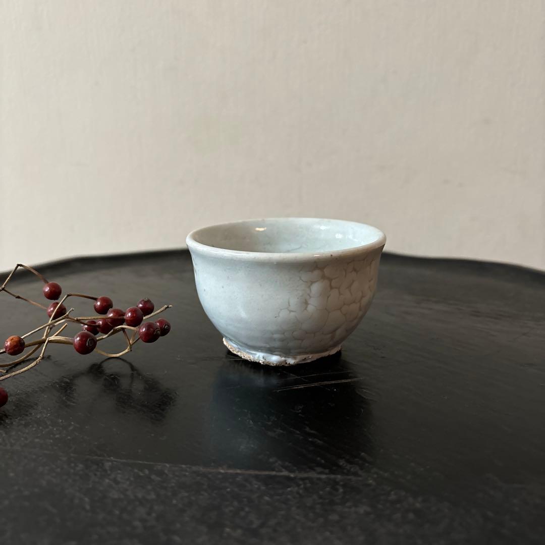 李朝白磁　盃　ぐい呑み　骨董　アンティーク.古美術.酒器.韓国骨董.検:白洲正子