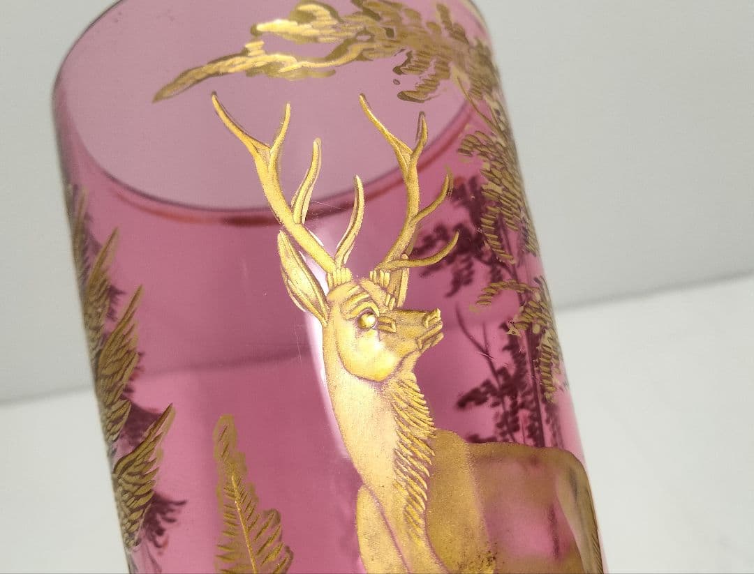 W253 ボヘミアガラス グラビール技法 赤被せ 金彩 鹿 森の図 2客セット