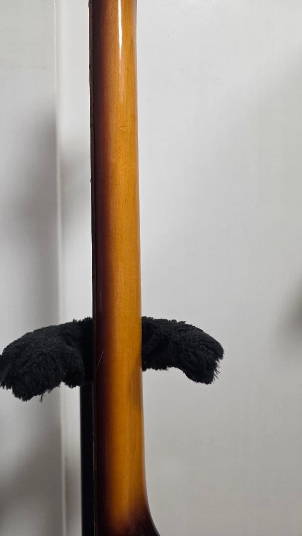 Barclay バイオリンベース