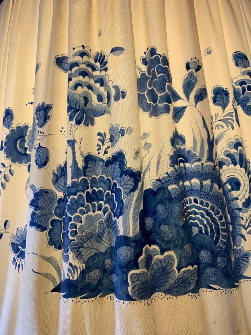 ロイヤルデルフト　破格！レアなビンテージの大型電気スタンドシェードも手書きです！