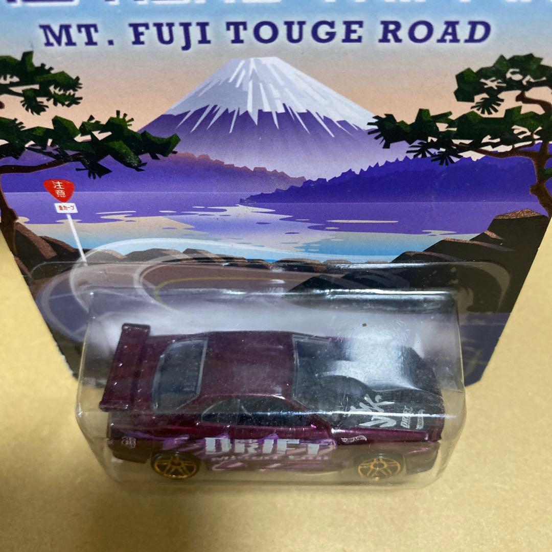 ミニカー Hot Wheels HW ROAD TRIPPIN'