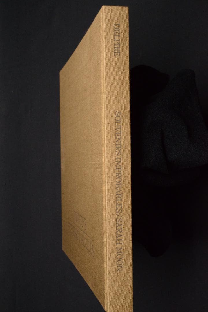 Souvenirs Improbables /Sarah Moon ★値下げした