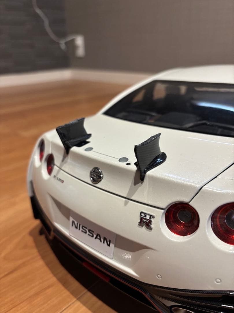 『リアウイング補修歴あり』デアゴスティーニ　1/8 GT-R R35 ニスモ