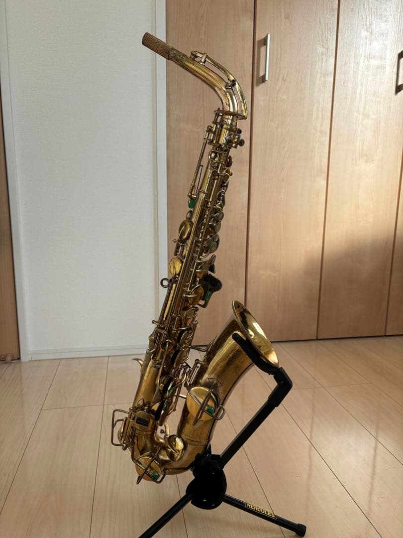 Buescher New Aristcrat アルトサックス