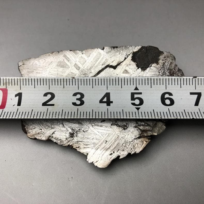 n*4様 隕石 鉄隕石　アルタイ隕石　原石　重さ約69ｇ