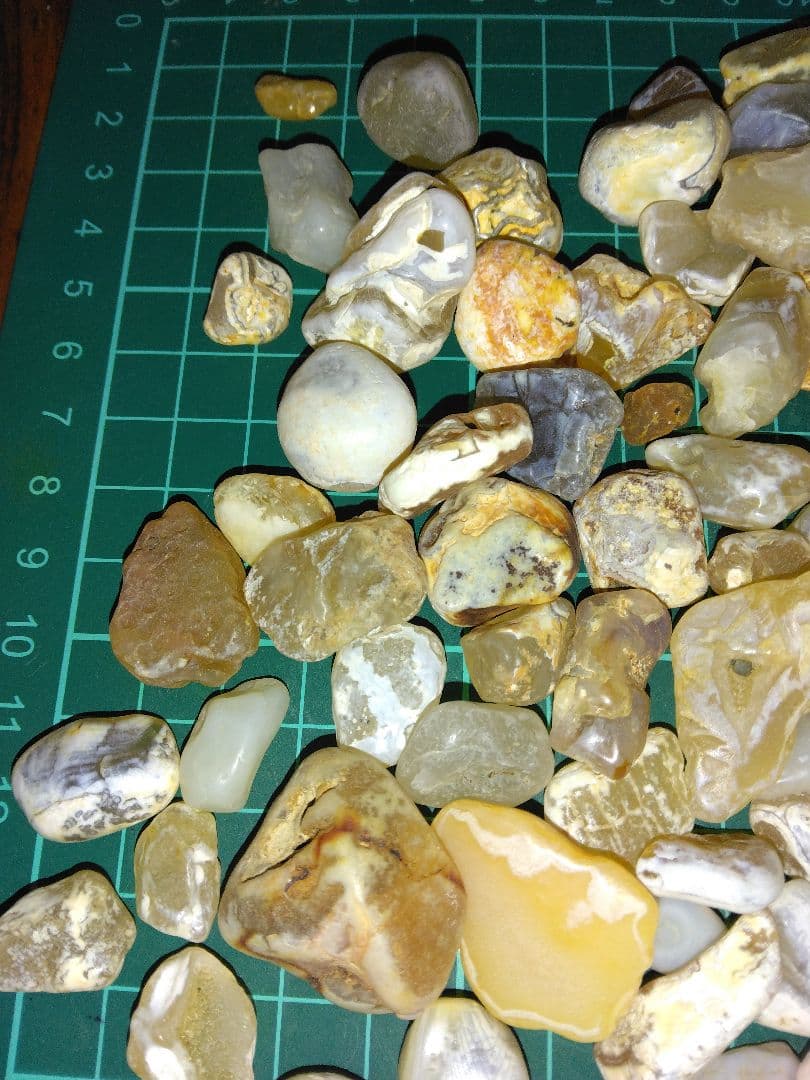 北海道各地産　瑪瑙　瑪瑙原石 鉱物標本　天然石　宝石　厳選美品