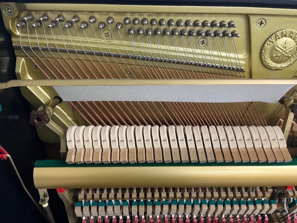 ★78265【アップライトピアノ】YAMAHA　YU30　ソフトランディング搭載