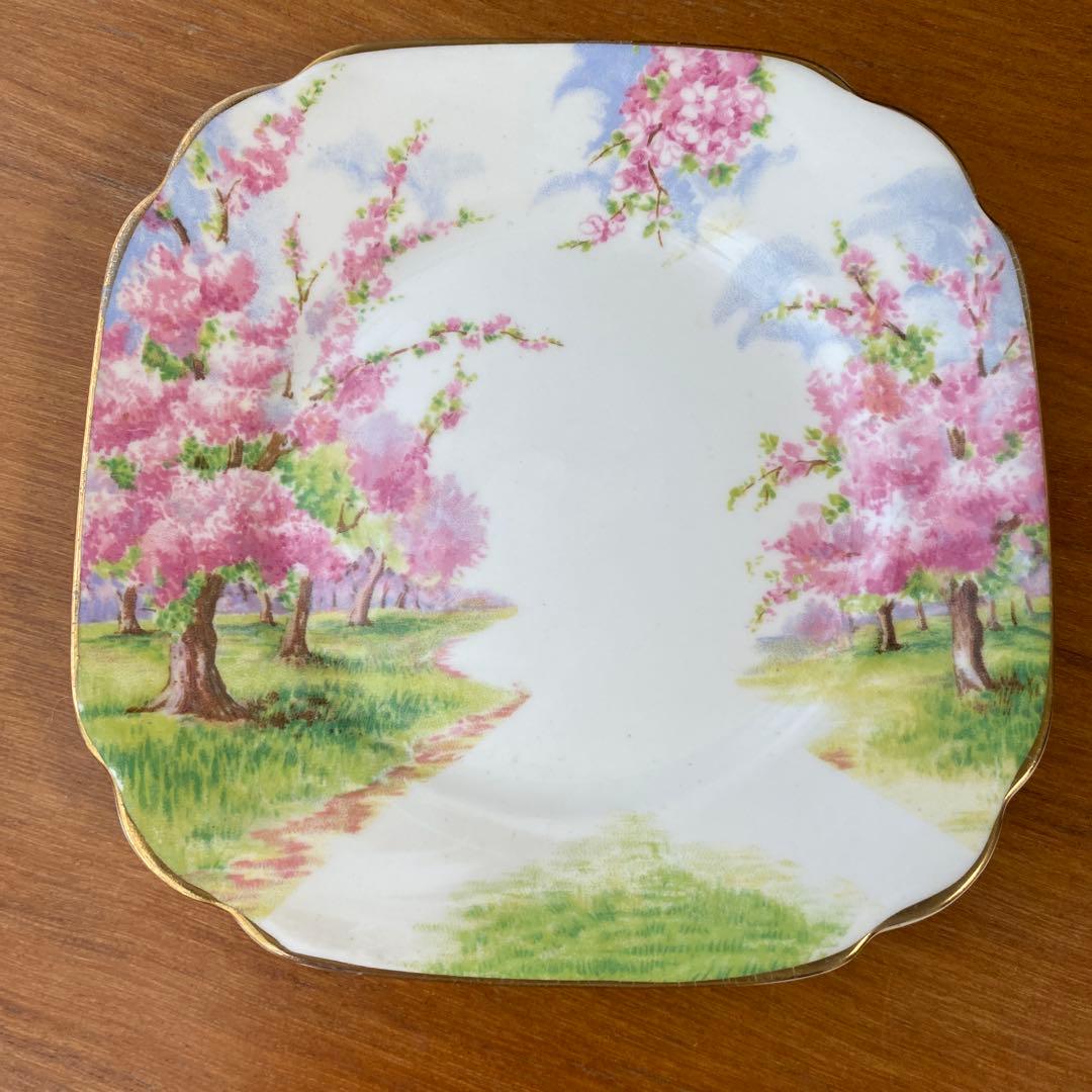 【特価ラスト1点】ロイヤルアルバート　ブロッサムタイム　カップ　ソーサー　トリオ