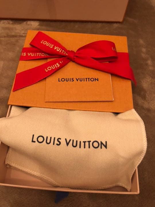 ルイヴィトン 空箱 ショップ袋