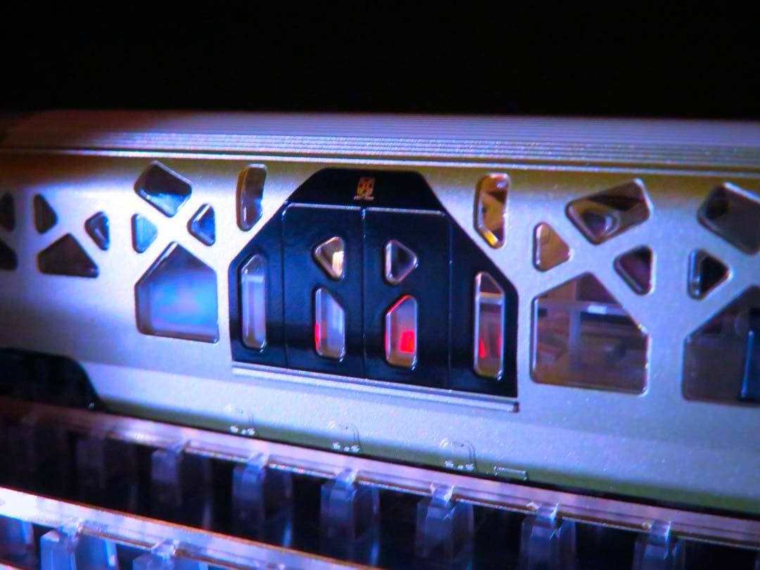 KATO E001形 TRAIN SUITE 四季島(全車室内灯付) 【新品】