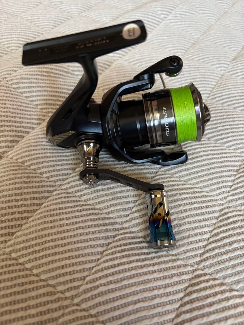 シマノ　ミラベルC2000S未使用