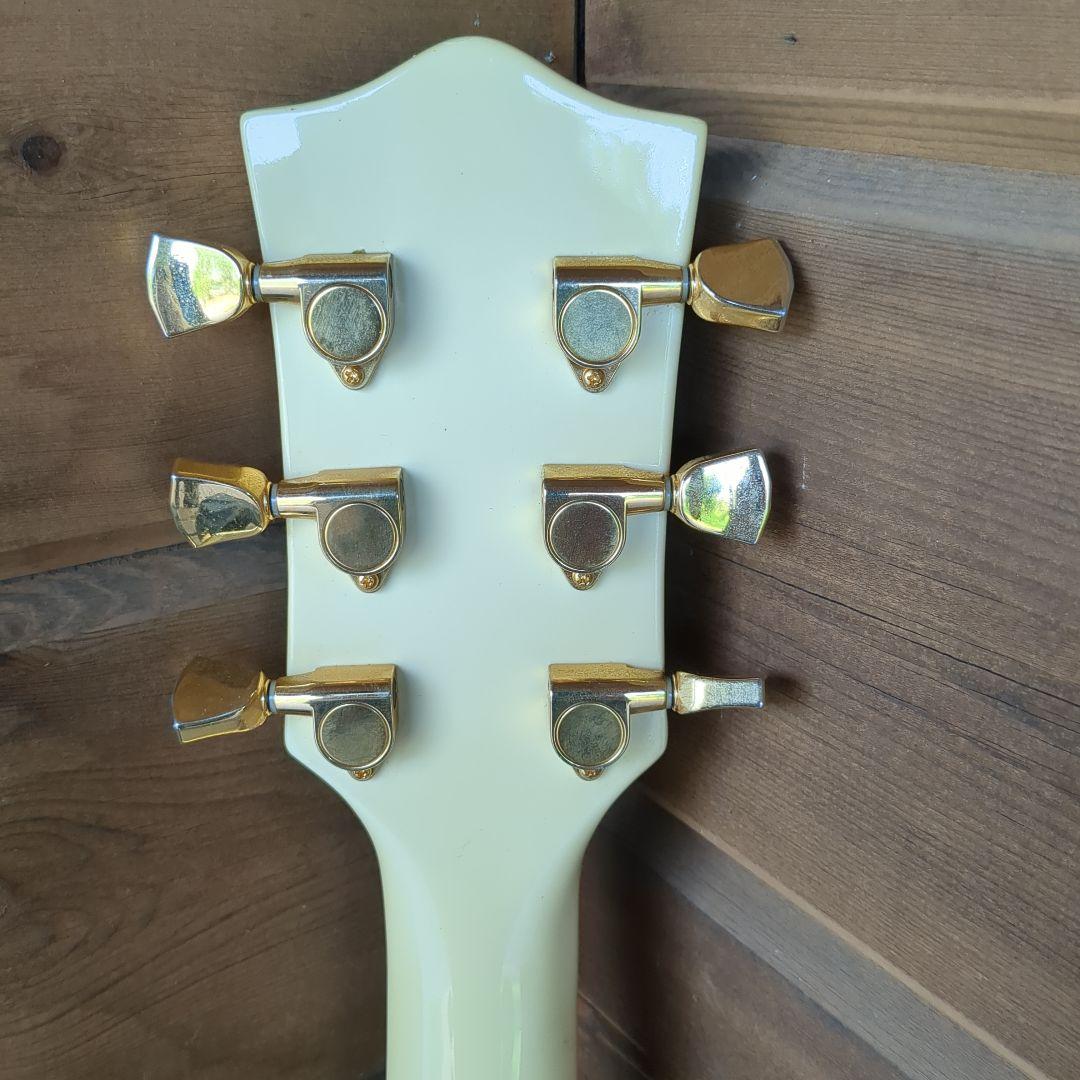 Playtech エレキギター クリーム色 修復あり本体のみ