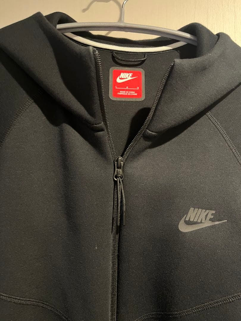 NIKE テックフリース ジップパーカー 黒 スウェット フード Lサイズ