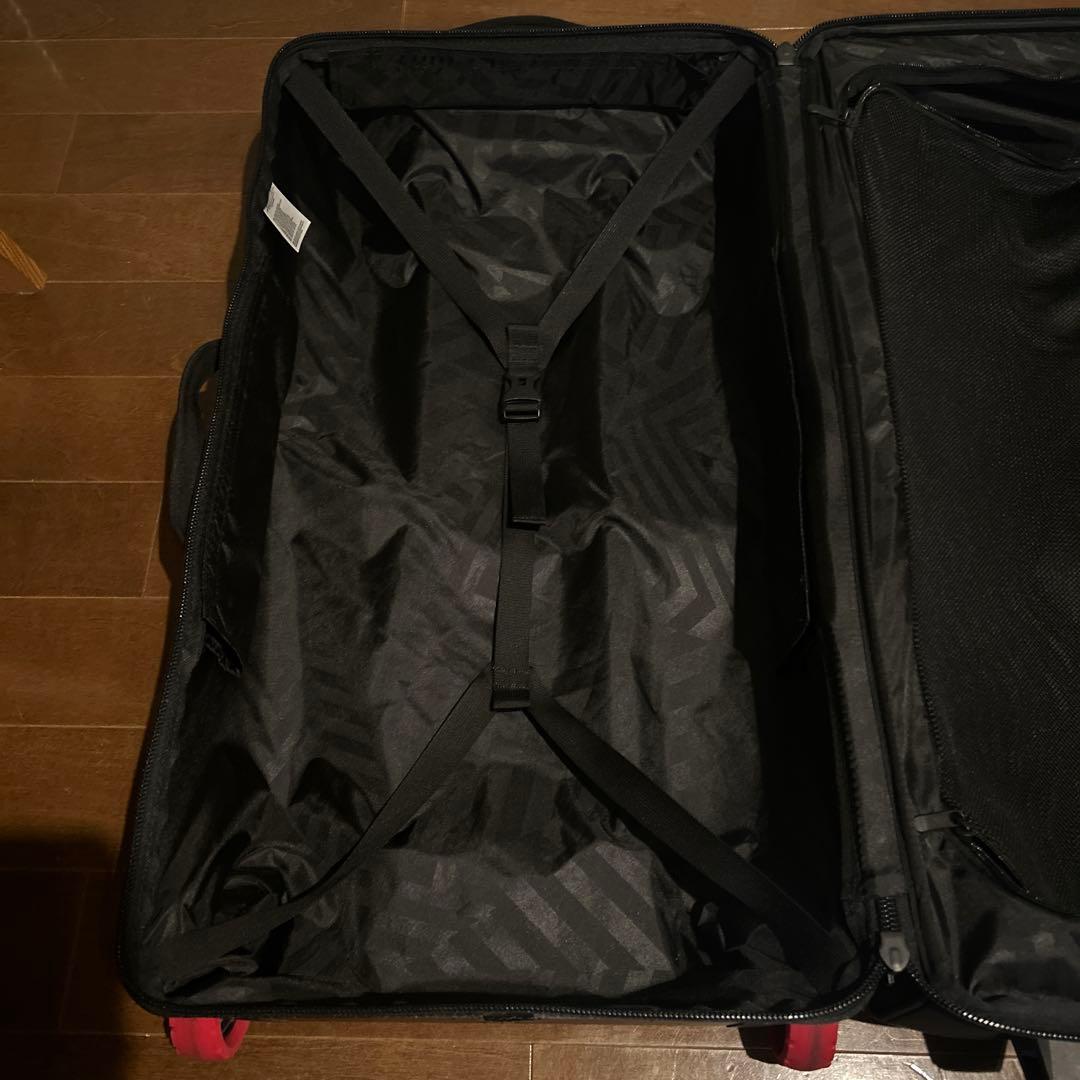 ノースフェイス　キャリーケースLストラトライナー　NM81818 スーツケース