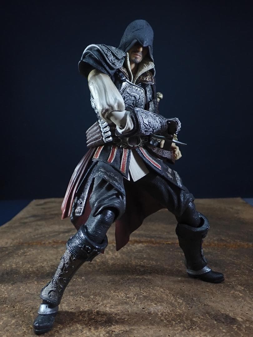 改造品 PLAYARTS改 アサシンクリード II エツィオ