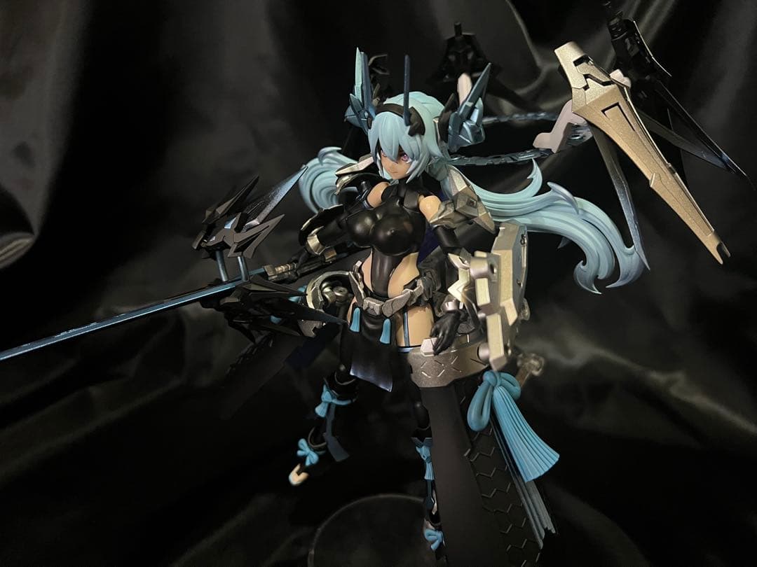 メガミデバイス 【皇巫 スサノヲ レガリア】 美プラ 塗装品