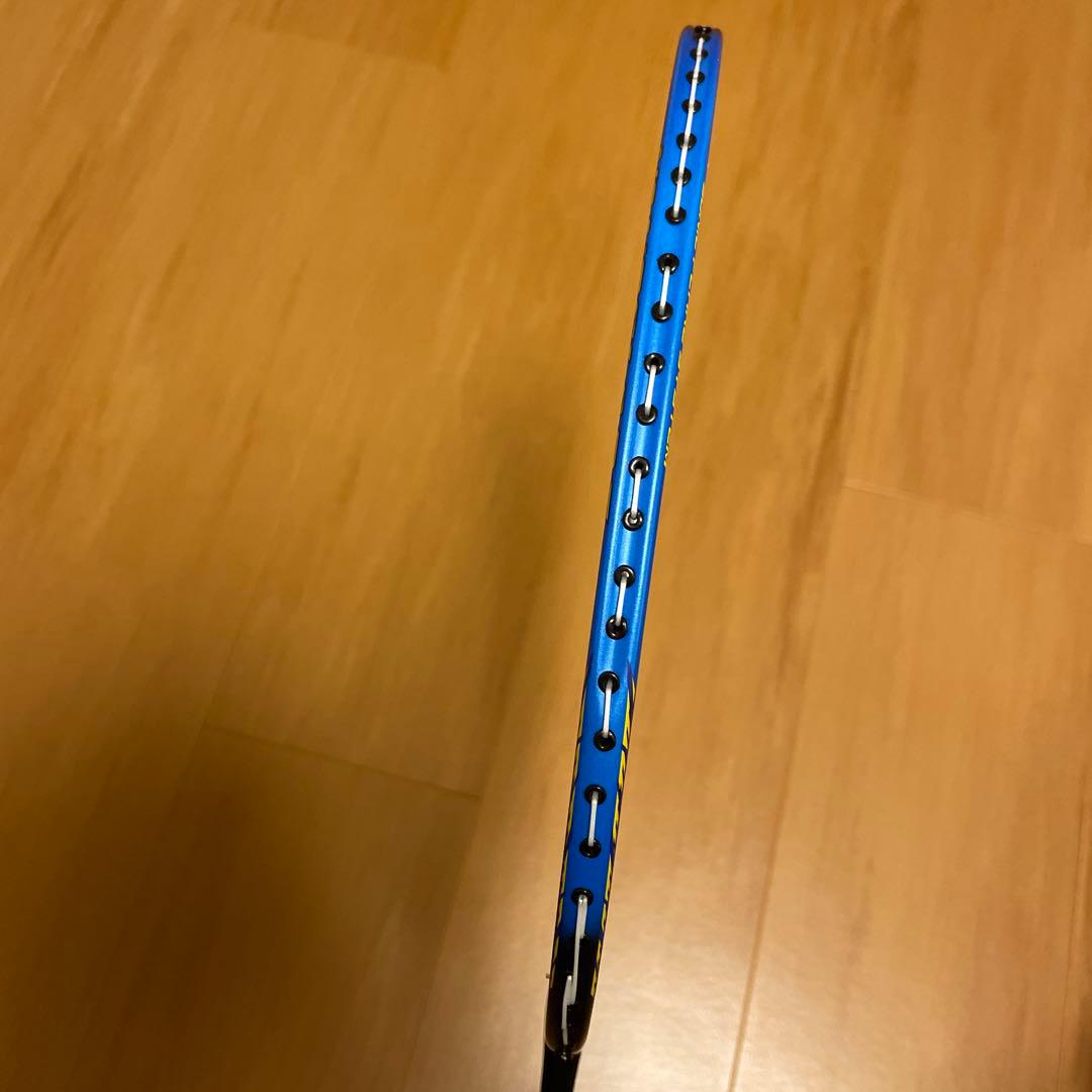 YONEX　ヨネックス　バトミントンラケット　ナノフレア３０