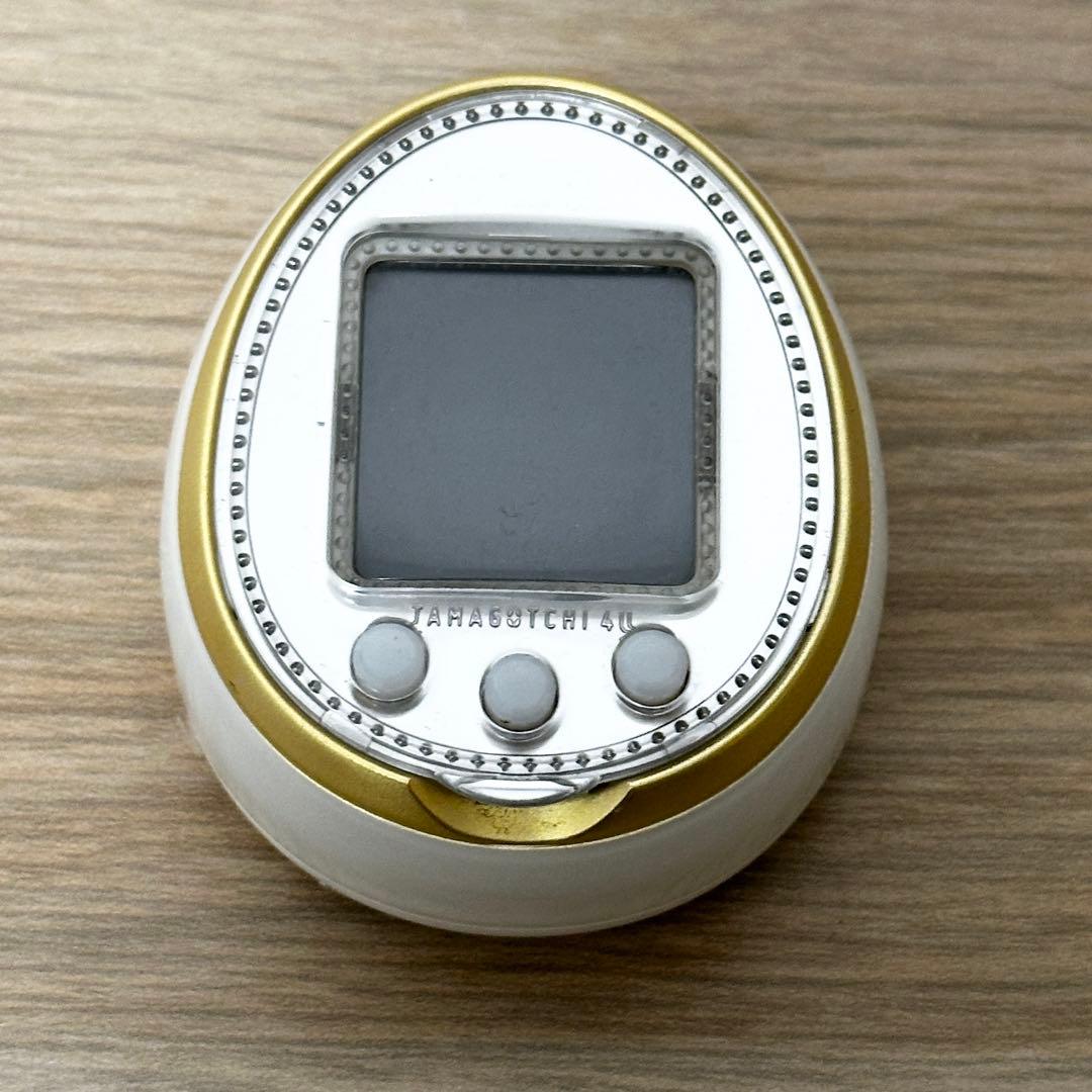 たまごっち 4U ホワイト TAMAGOTCHI