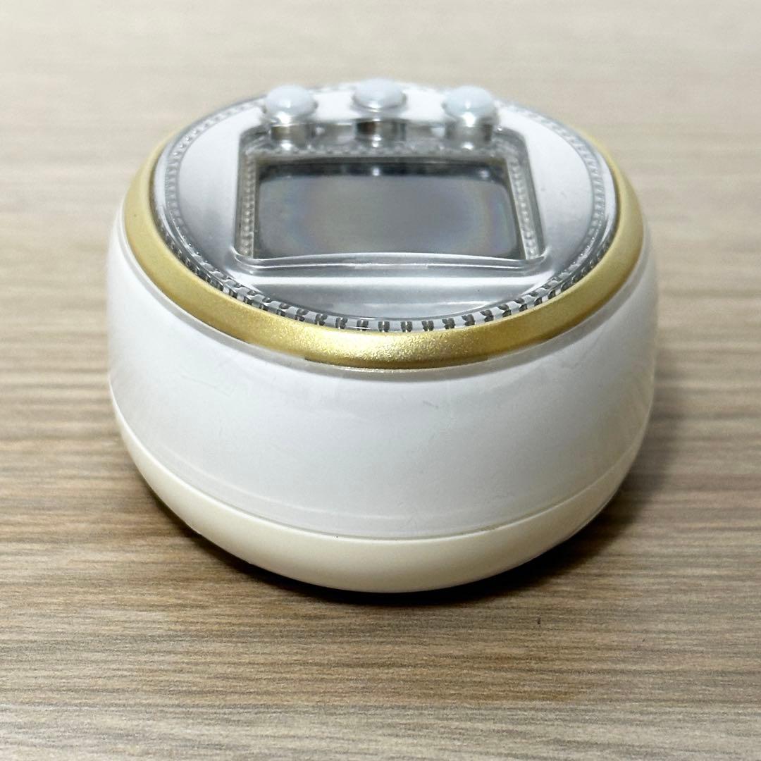 たまごっち 4U ホワイト TAMAGOTCHI