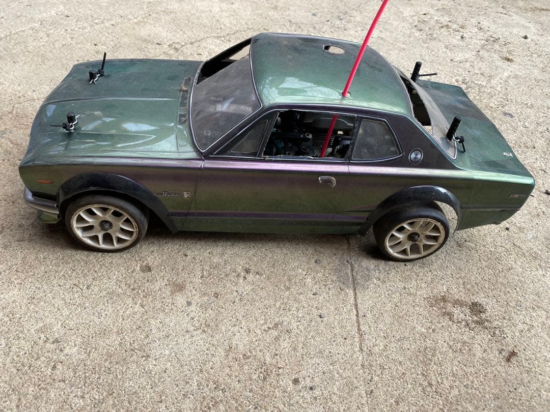 ガソリンエンジン ラジコンカー 京商