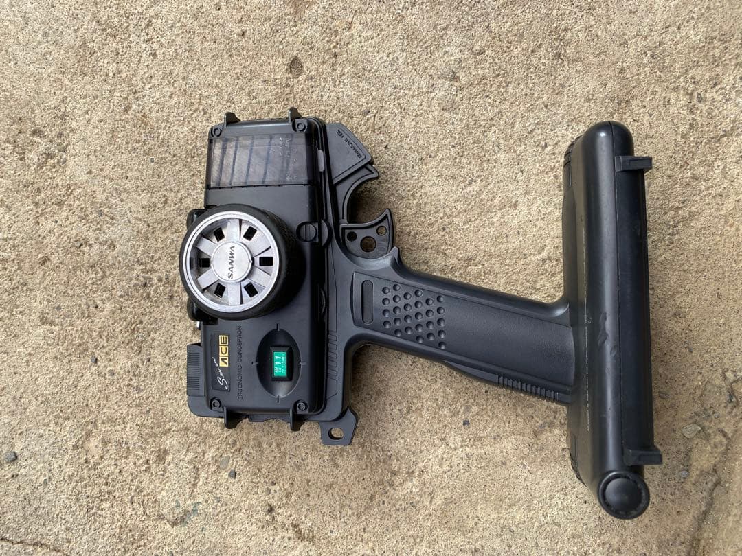 ガソリンエンジン ラジコンカー 京商