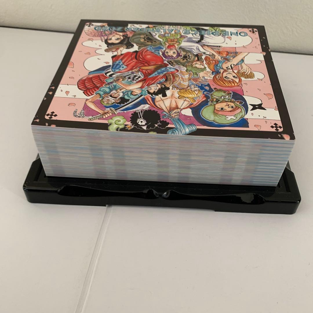 コミックカレンダー2020「ONE PIECE」特製缶入り日めくりカレンダー
