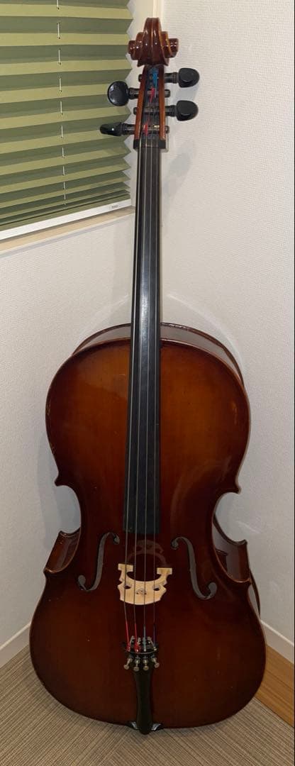 チェロ 4/4サイズ　1948年ラベル　ハードケース付き