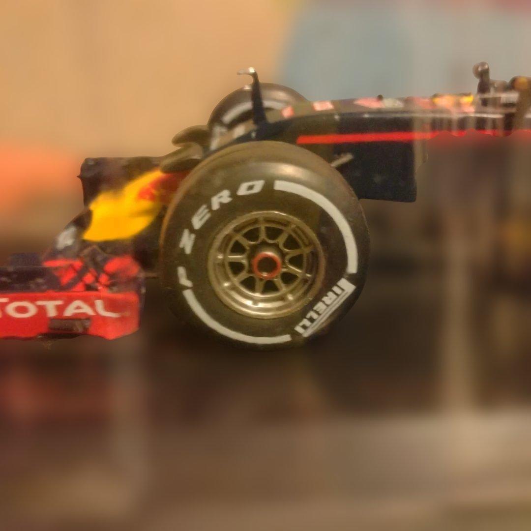 Red Bull RB12 Max Verstappen 2016 冊子付き