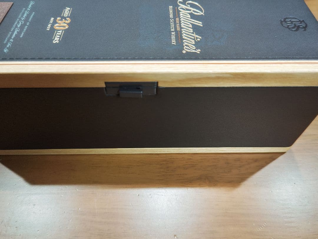 正規品　Ballantine's 30年 ウイスキー 700ml