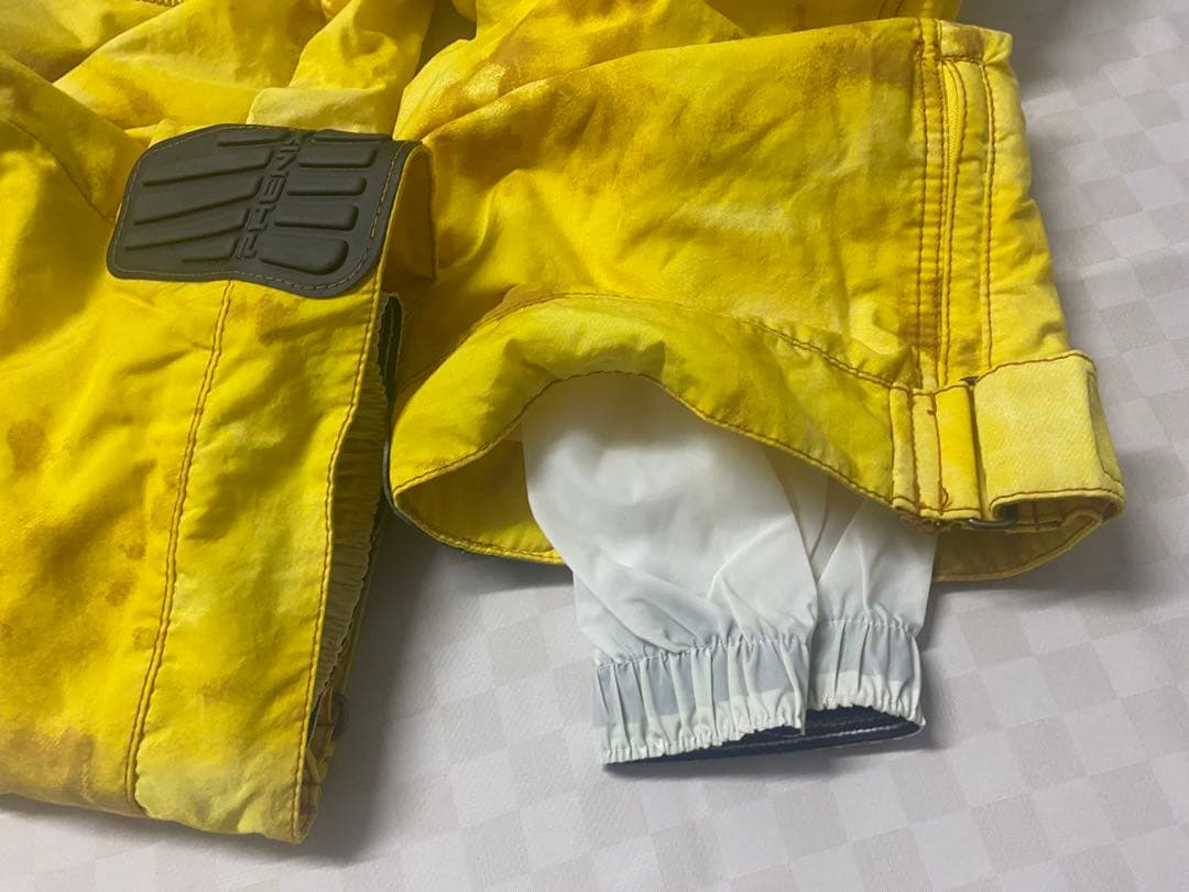 e568☆PHENIX スキーウェア 上下セットMサイズ イエロー