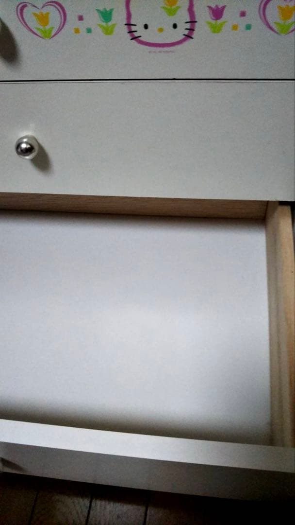 ハローキテイチューリップシリーズ木製ローチェスト