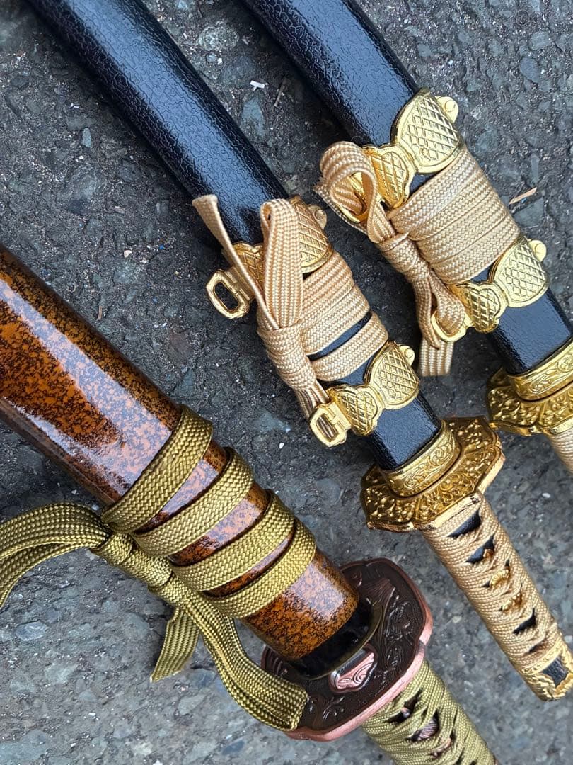 模造刀 太刀造り 金茶柄