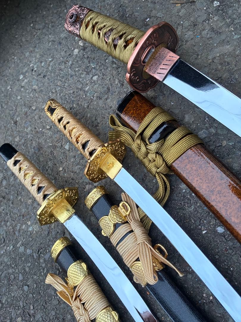 模造刀 太刀造り 金茶柄