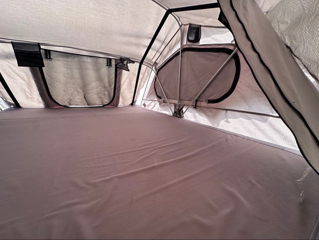 車用ルーフトップテント　フェルドンシェルターFELDON SHELTER