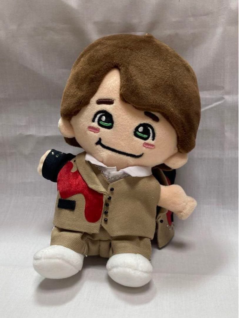 なにわ男子　ちびぬい　衣装