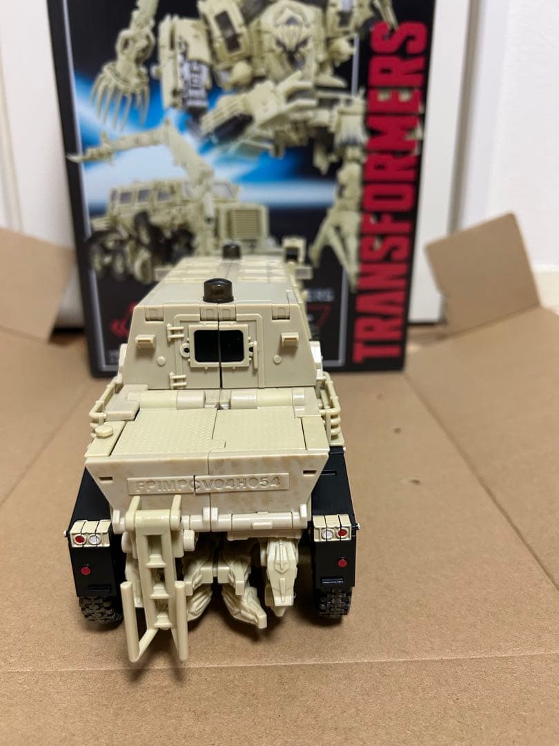 トランスフォーマー マスターピース MPM-14 ボーンクラッシャー