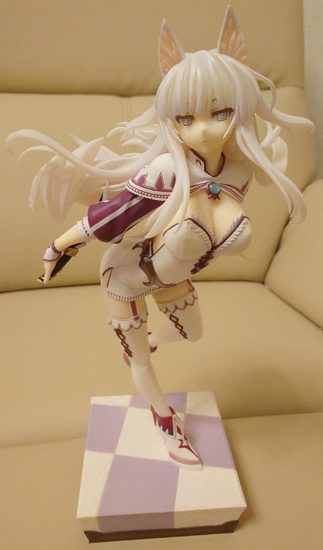 【中古・本体のみ】アリシア・ハート メフメラ フィギュア ダンジョントラベラーズ