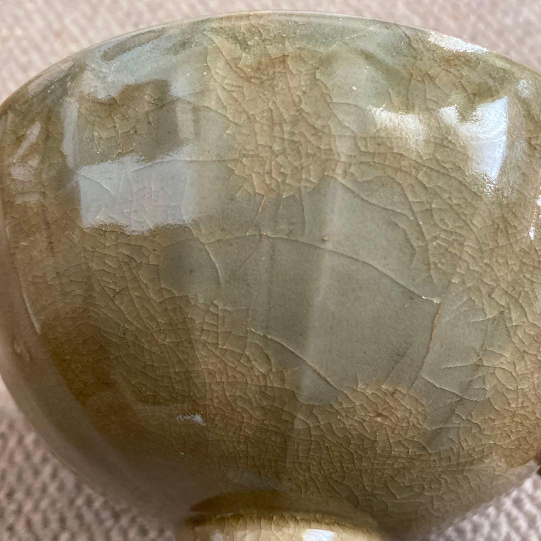 青磁蓮弁紋茶碗　宋代　龍泉窯