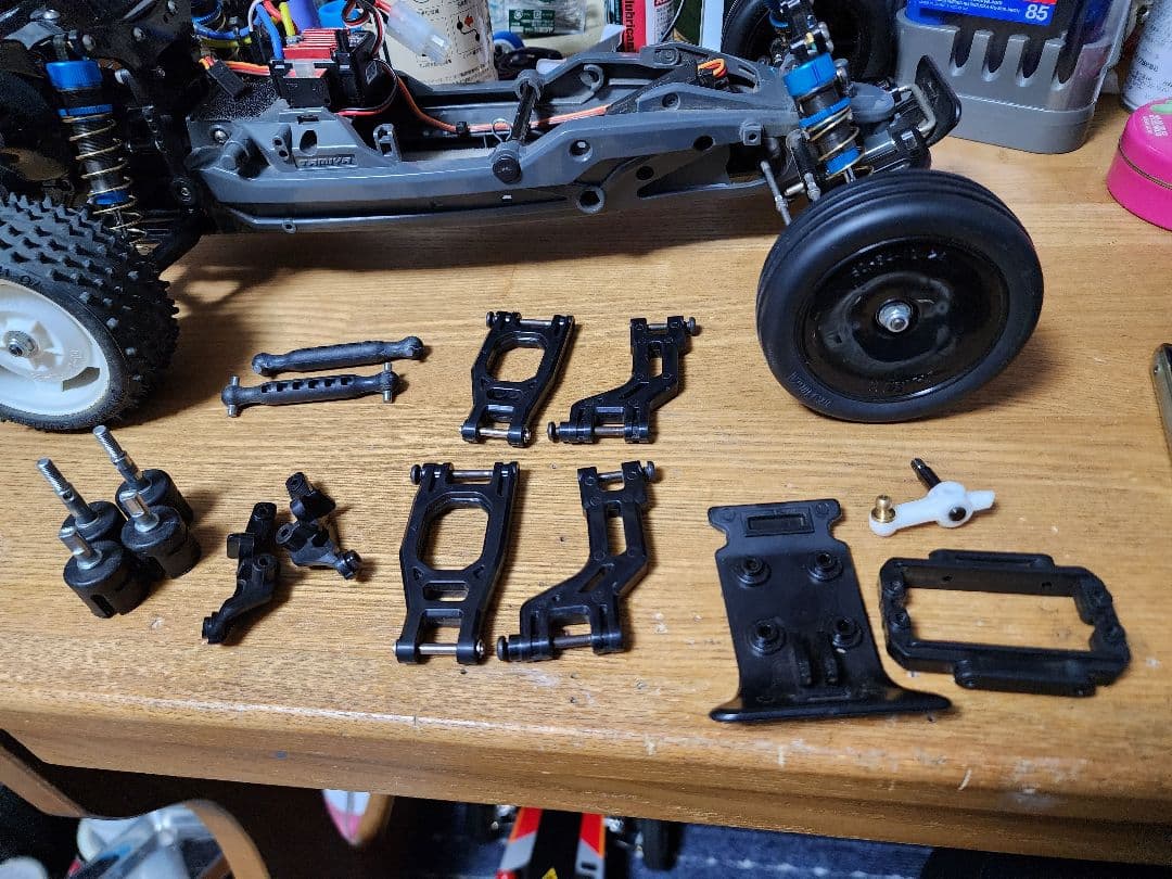 タミヤ 1/10 2WD バギー DT-03 レーシングファイター