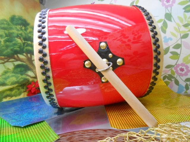 新品未使用(送料無料)26.980円　エイサー大太鼓36cm*40cmバチ付き