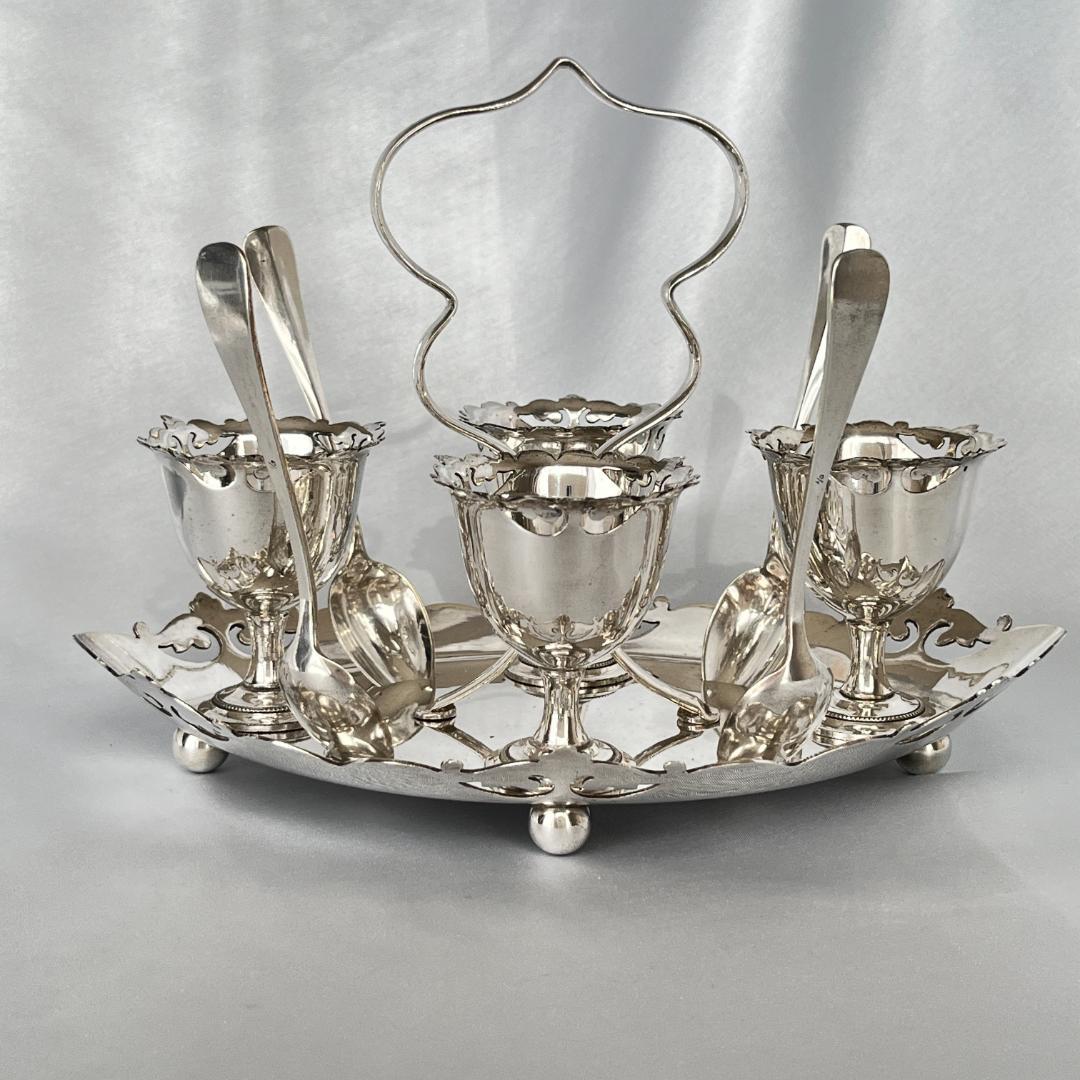 【英国】エッグクルーゼ【シルバープレート】エッグカップ/スタンド