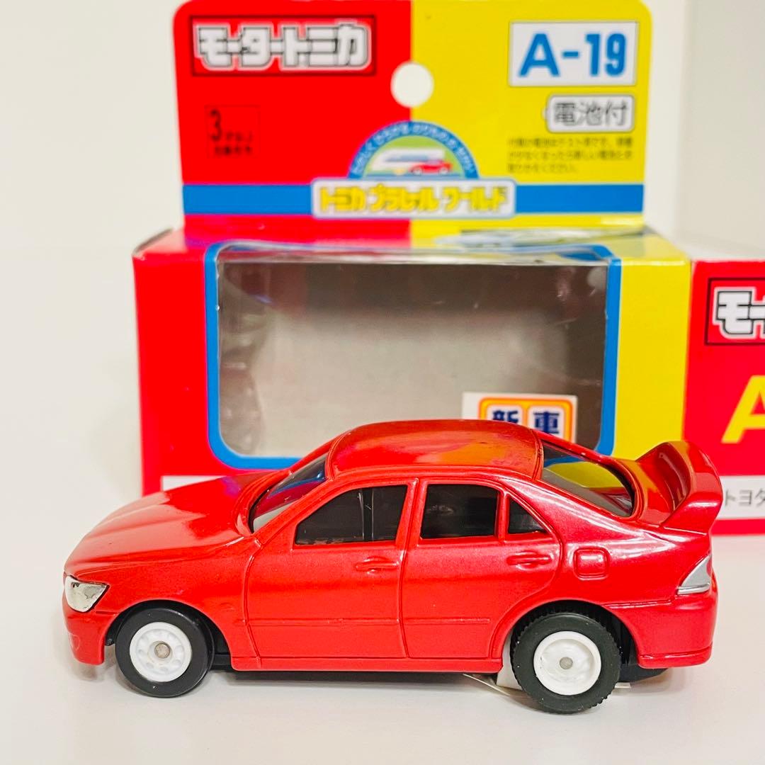 トミカ モータートミカ2個セット トヨタ アルテッツァ いすゞ ビークロス