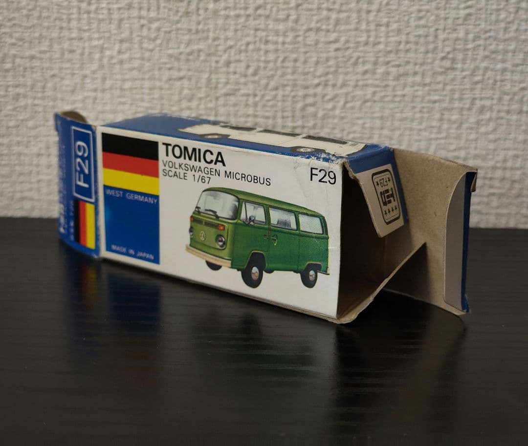 TOMICA　トミカ　フォルクスワーゲン　マイクロバス　緑色　箱付き
