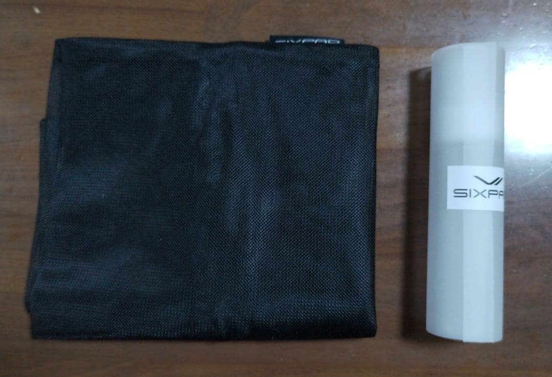 SIXPAD／ニーフィット【Sサイズ】コントローラー付き　その2