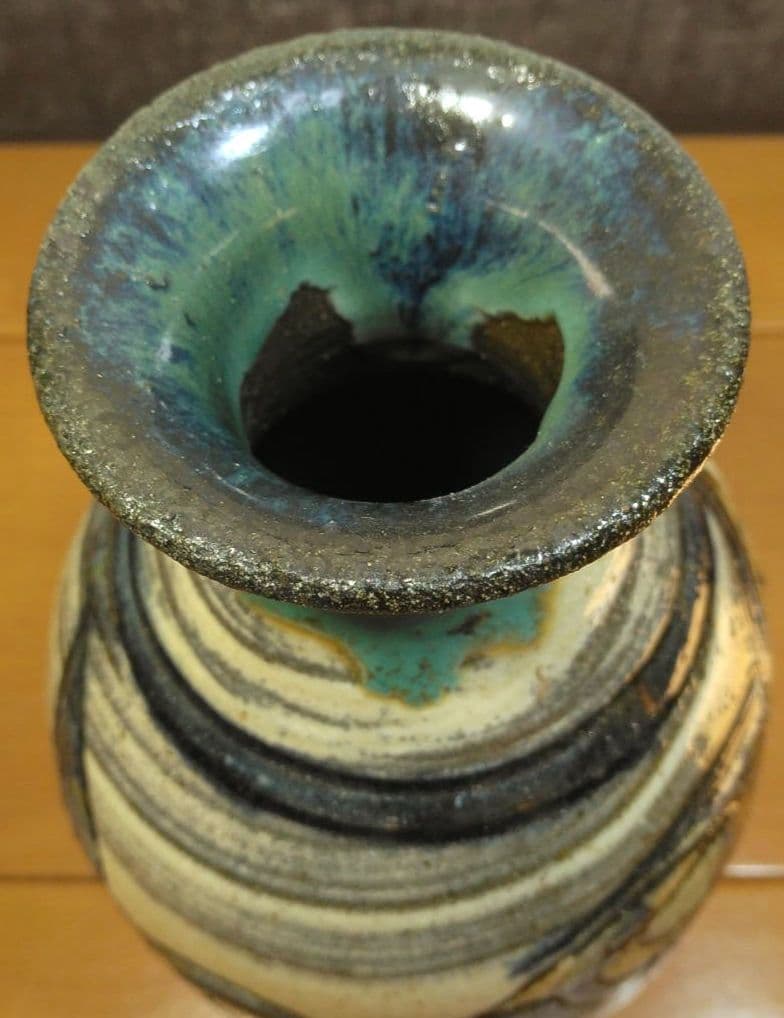 人間国宝 金城次郎 壷屋焼 魚紋花瓶 栞 共箱 壺屋焼 やちむん