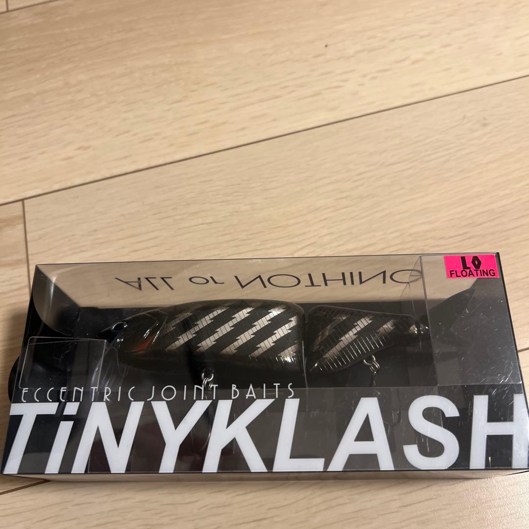 DRT TiNY KLASH Low Electric Black 限定カラー