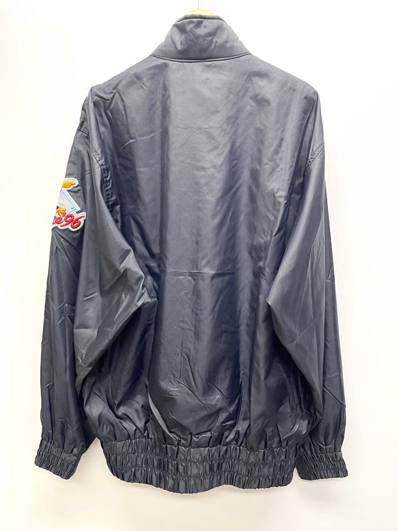 90s デサント製 読売ジャイアンツ 巨人 ナイロン ジャケット ユニフォーム