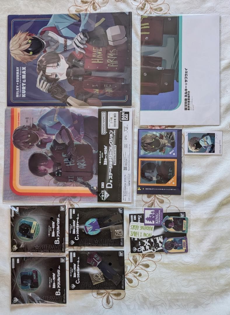 ミルキーサブウェイ1特典 カート&マックス アクスタ 缶バッジ カードステッカー