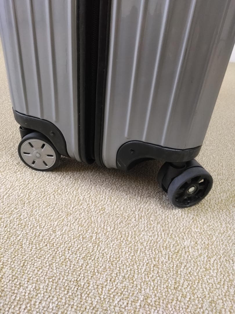 RIMOWA　SALSA　リモワ　サルサ　シルバー　876-70
