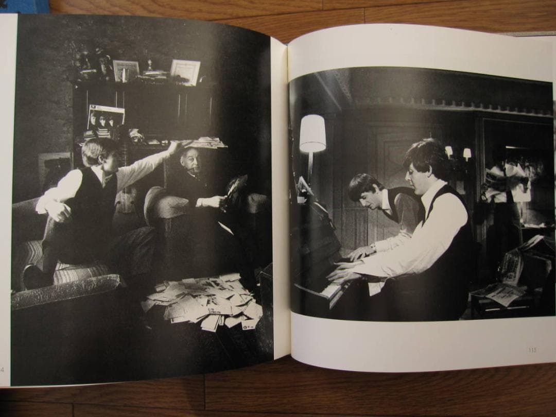 BEATLES　LIVERPOOL DAYS & GOLDEN DREAMS